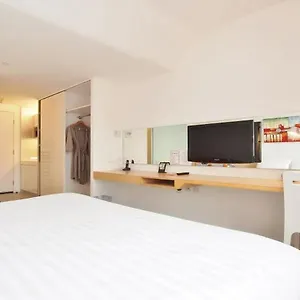 Hotel 60 West, Hong Kong
